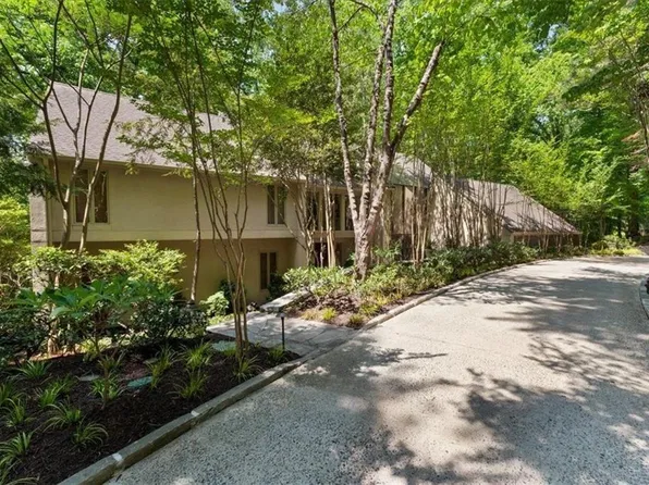 4040 Whitewater Creek Rd NW, Atlanta, GA 30327