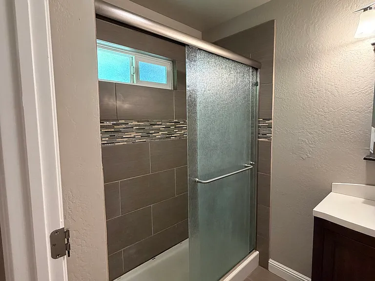 3743 Newark Dr — Photo 18