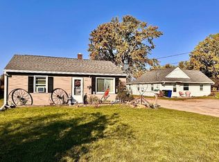 944 Cold Spring Rd, Neenah, WI 54956