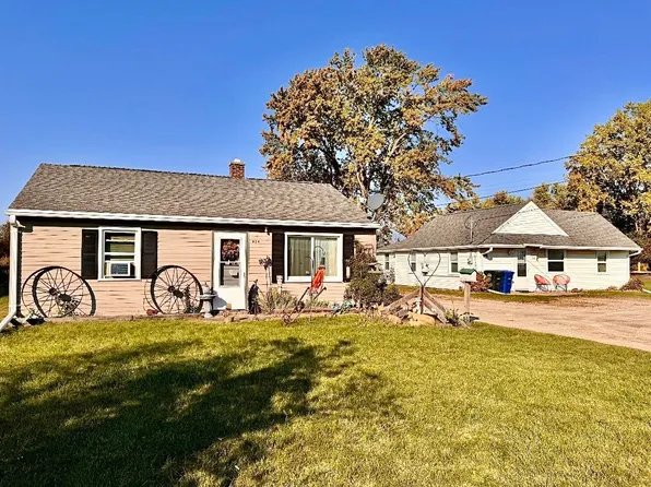 944 Cold Spring Rd, Neenah, WI 54956