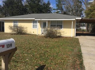 139 Hickory Dr, Ocean Springs, MS 39564