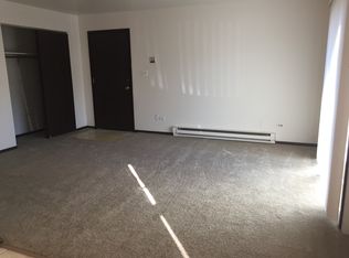 4335 Centennial Ct APT 05, Gurnee, IL 60031