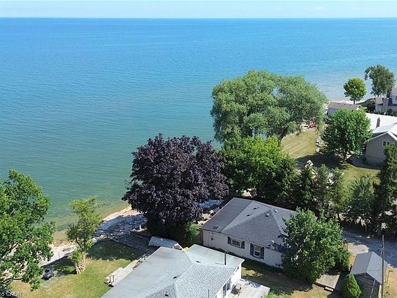 4th image of 32 Hamdun Ln