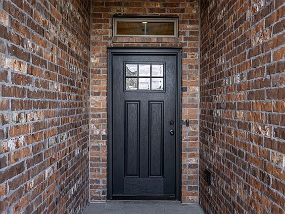 5th image of 701 Black Mesa Ct