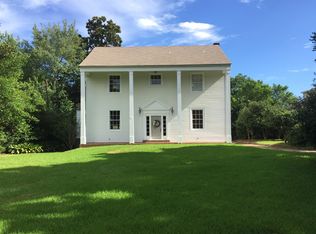 3863 Old Shell Rd, Mobile, AL 36608