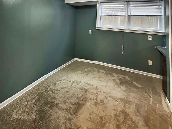 4th image of 2023 W Balmoral Ave #G