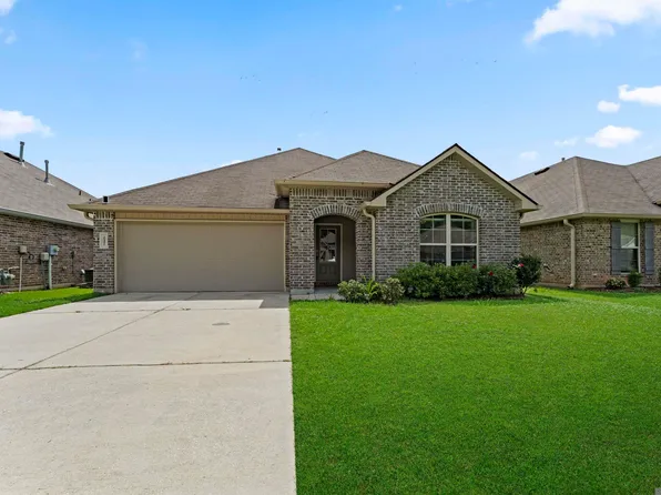 28452 Longfellow Ln, Albany, LA 70711