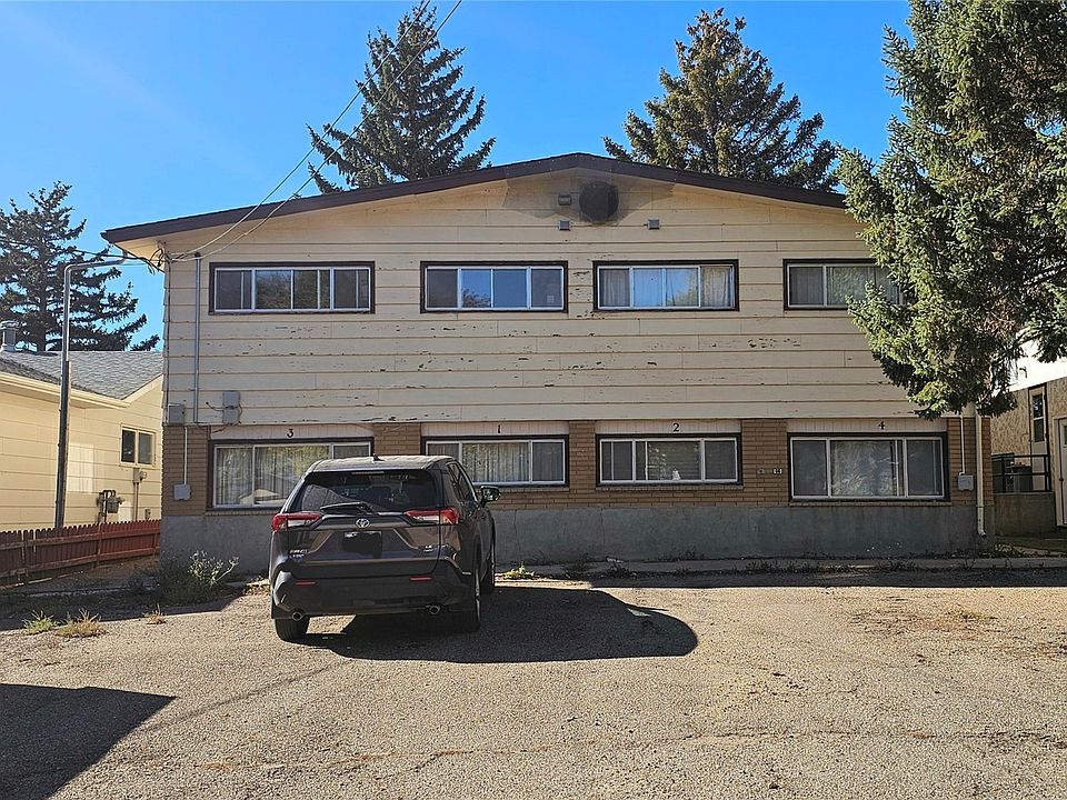 2nd image of 163 4th Avenue NE