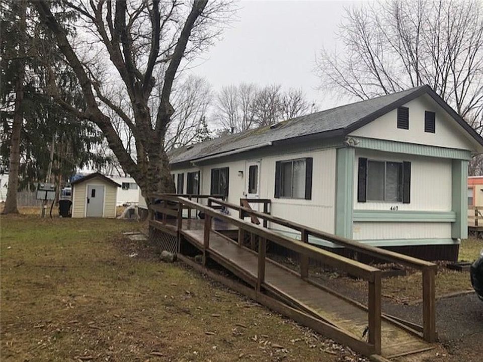 1st image of 440 Terri Dr