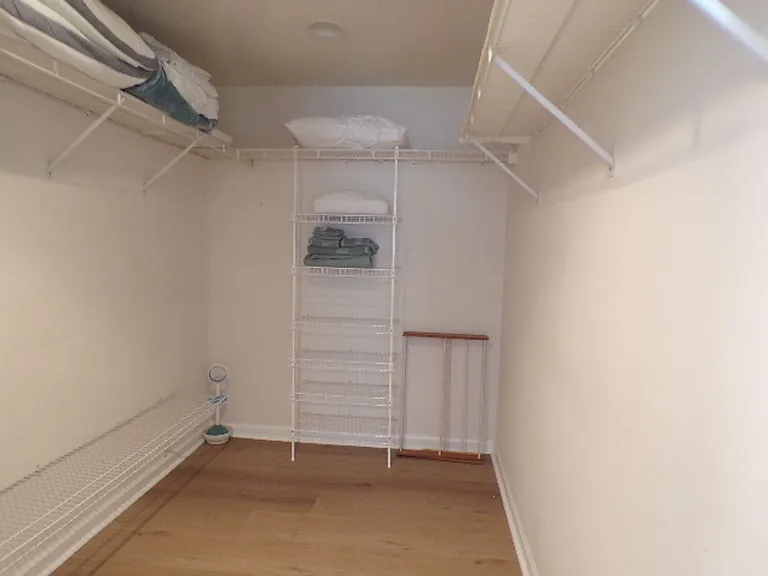10 Cobblestone Ct — Photo 24
