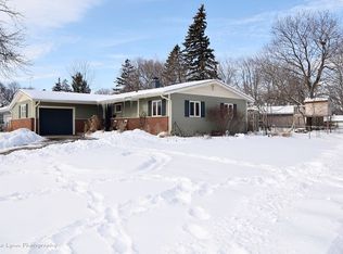 131 Warren Pl, Dekalb, IL 60115