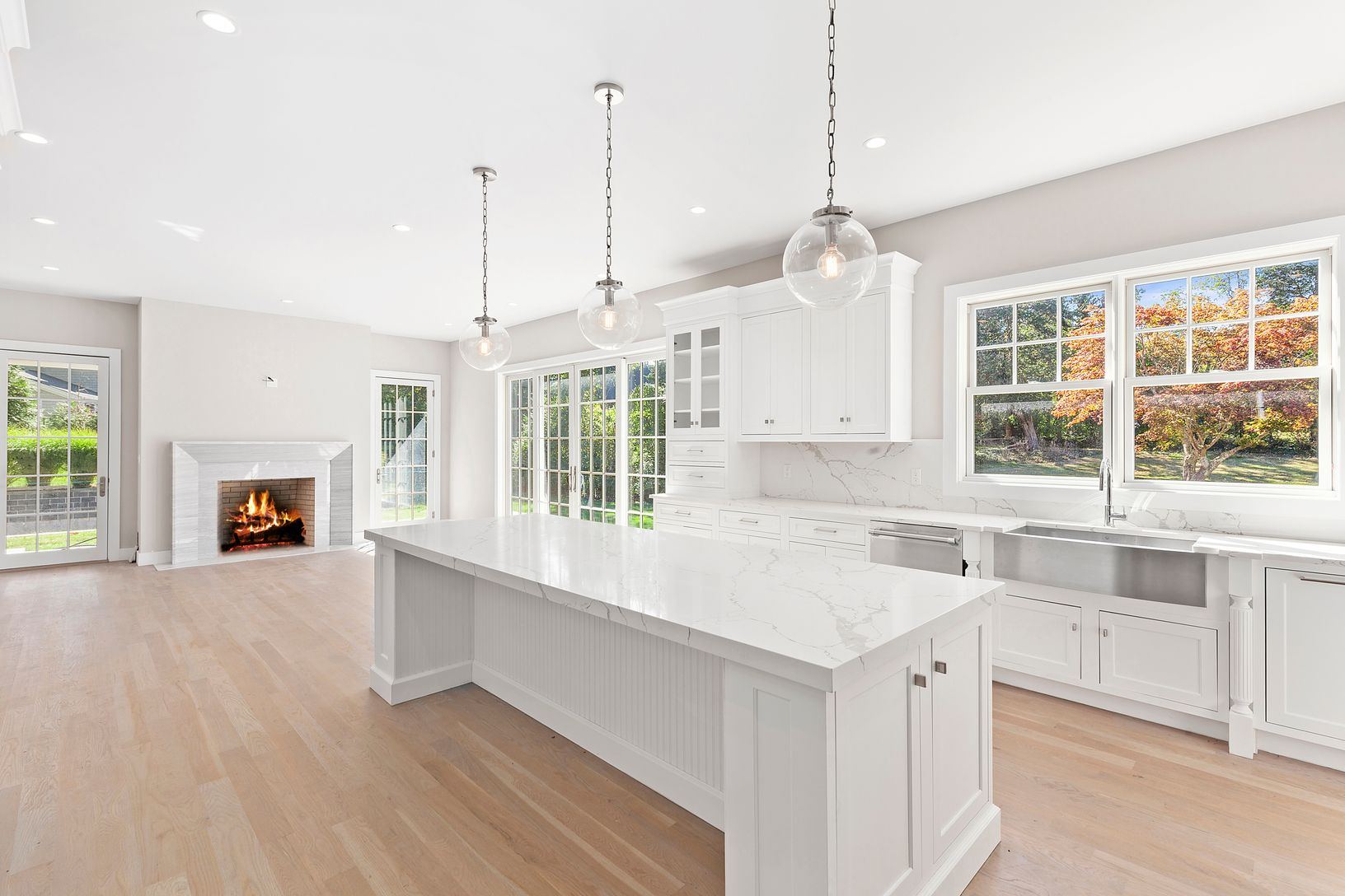  Large Eat In Kitchen