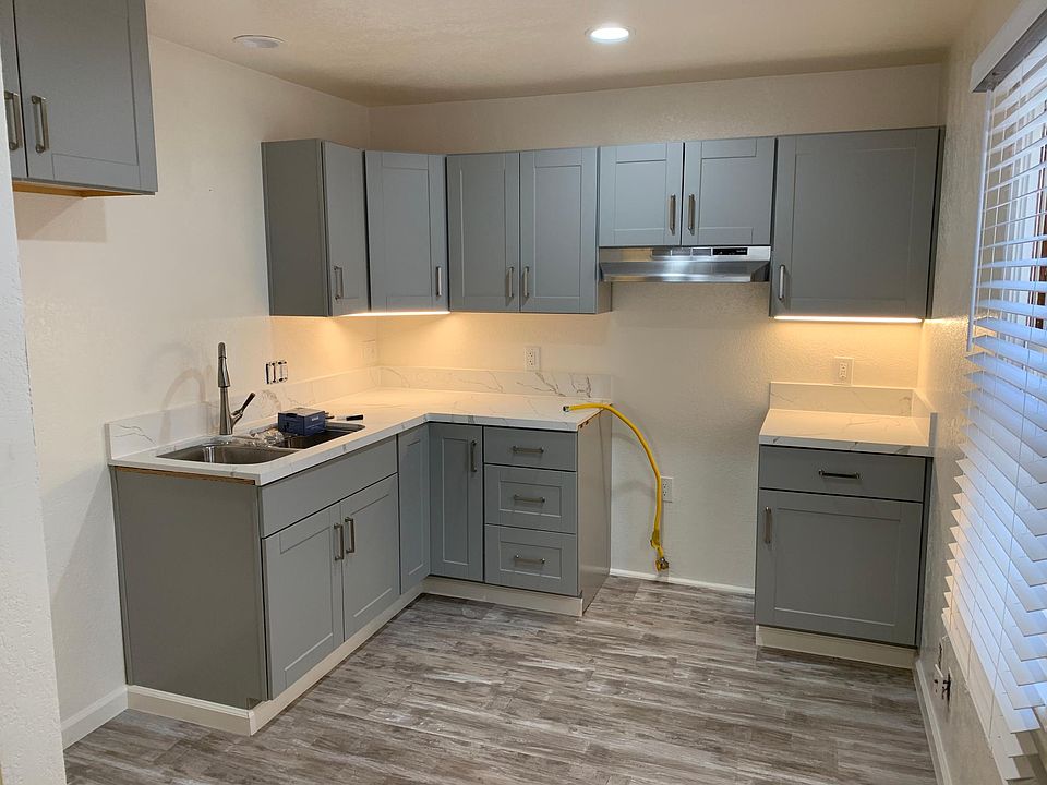 1st image of 2937 Kalmia St
