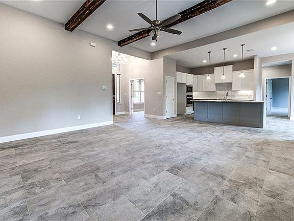 5th image of 194 Manawianui Dr