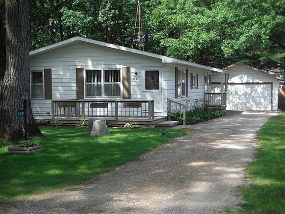 3rd image of 129 Cottage Dr