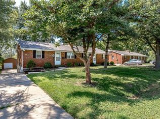 809 E Lexington Ave, Independence, MO 64050
