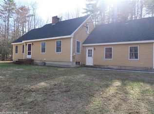 50 Nottingham Rd, Winthrop, ME 04364