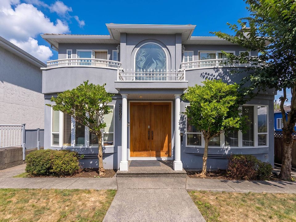 1st image of 3207 Vimy Cres
