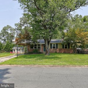 816 Danza Rd, Severn, MD, 21144
