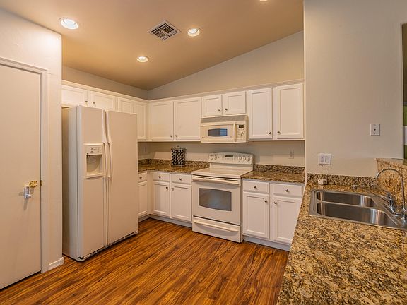 5th image of 7258 S Canterbury Tale Dr