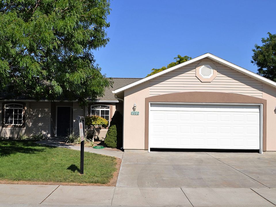 1st image of 1352 Northern Pine Dr