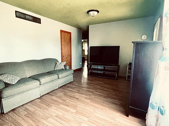 5th image of 34 23rd St N