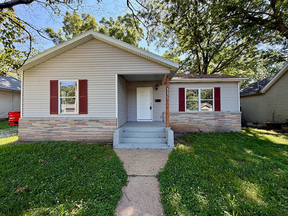 1st image of 1120 N Rogers Avenue