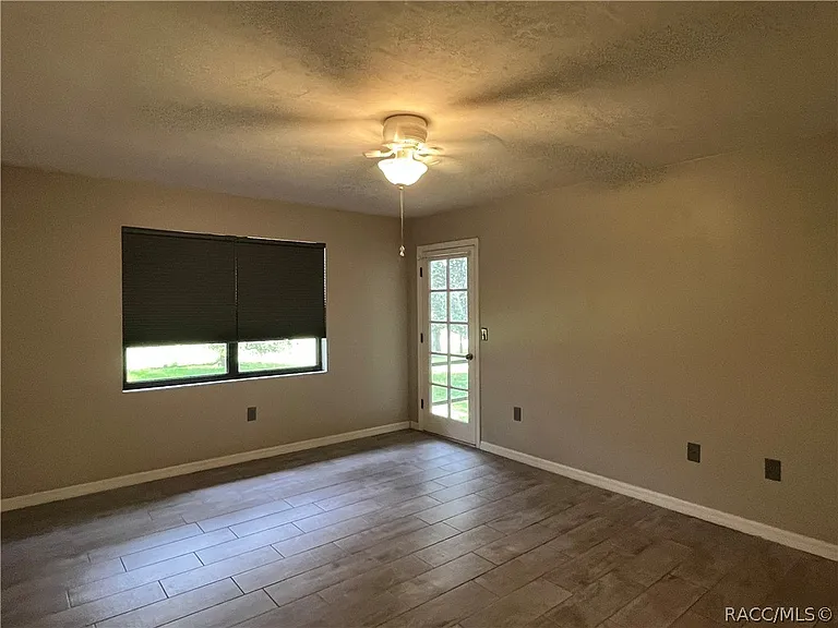 600 E Gilchrist Ct #5A — Photo 19