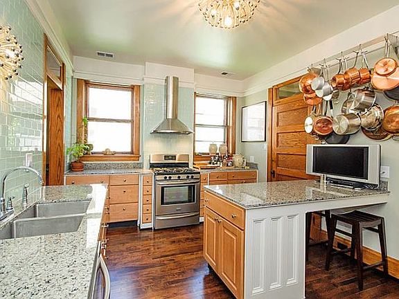 Amazing Kitchen!