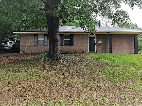 4th image of 110 Stakley Dr