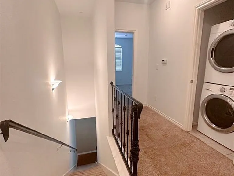 473 S Fretz Ave — Photo 5