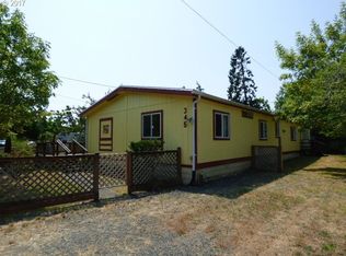 345 Stanley Ln, Lakeside, OR 97449