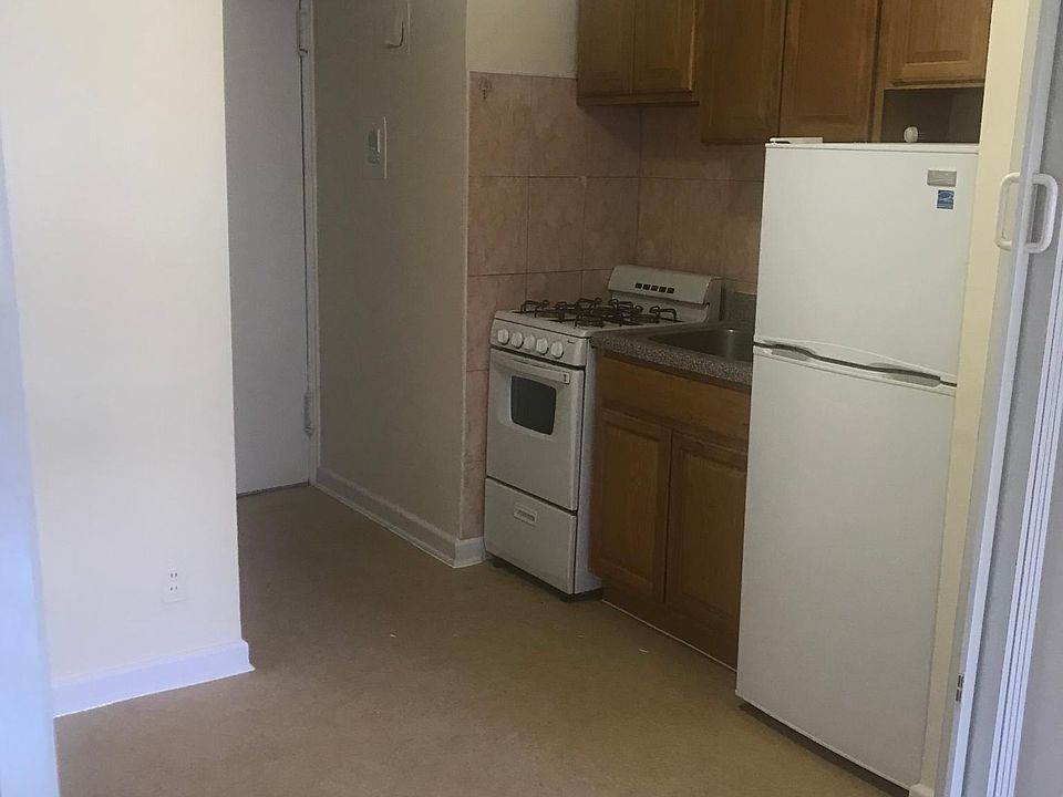 1st image of 1370 51st St #1