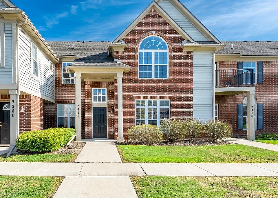 1st image of 3258 Primrose Ln