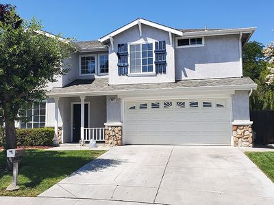 2311 Paradise Ct, Hollister, CA, 95023
