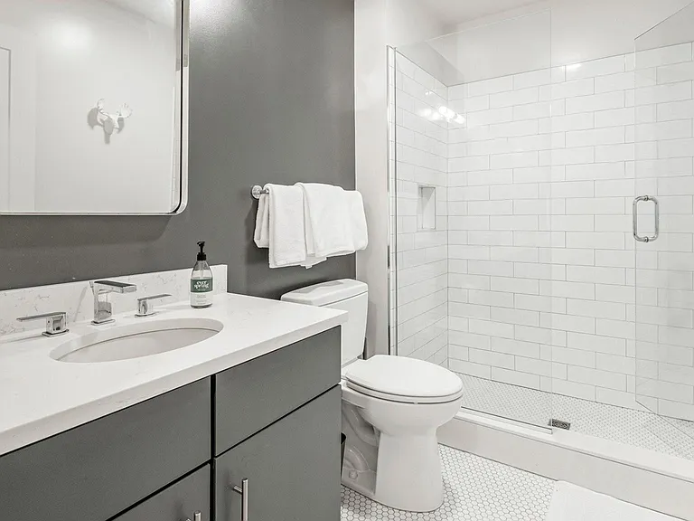1801 2nd Ave #202 — Photo 11