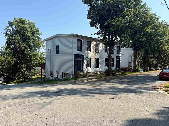 2nd image of 6&8 Tulip St