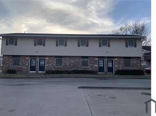 306 W College St #2, Carbondale, IL 62901