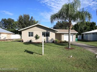 572 Orange Ave, Sebastian, FL 32958