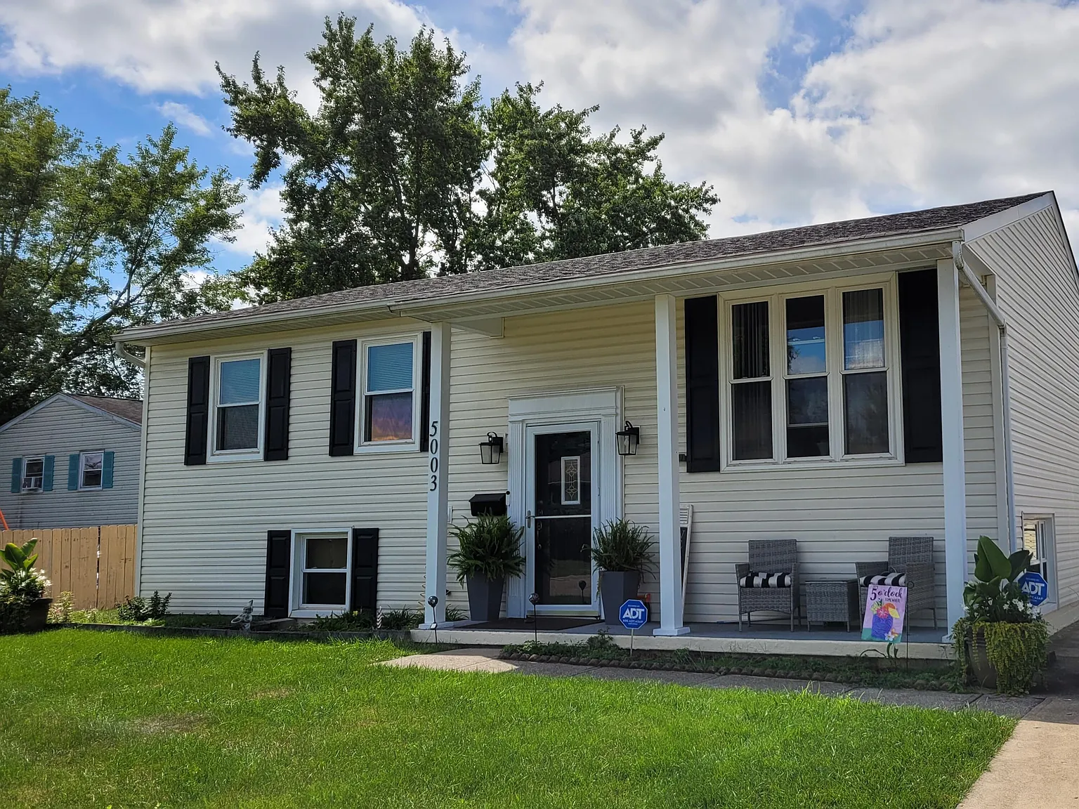 5003 Fishburn St photo 1