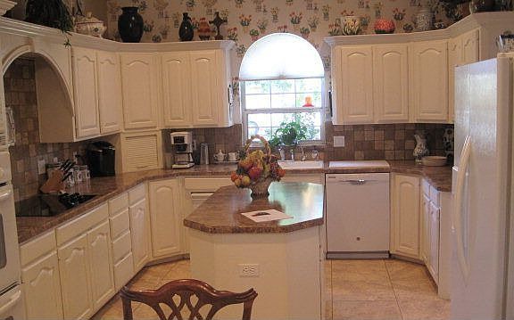 4th image of 1 Hialeah Cir