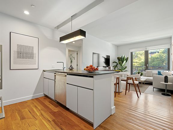 3rd image of 595 Baltic St APT 2G