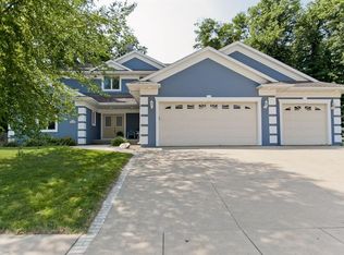 4505 Wendy Lee Ln NW, Cedar Rapids, IA 52405
