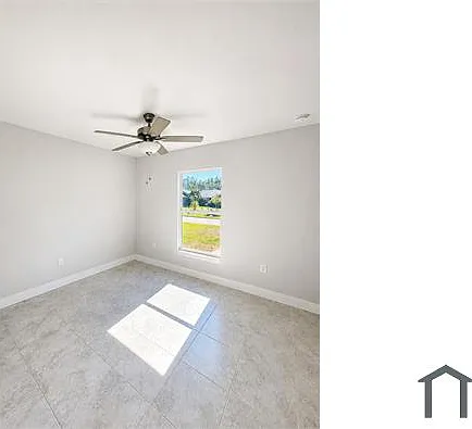 3208 21st St W — Photo 5