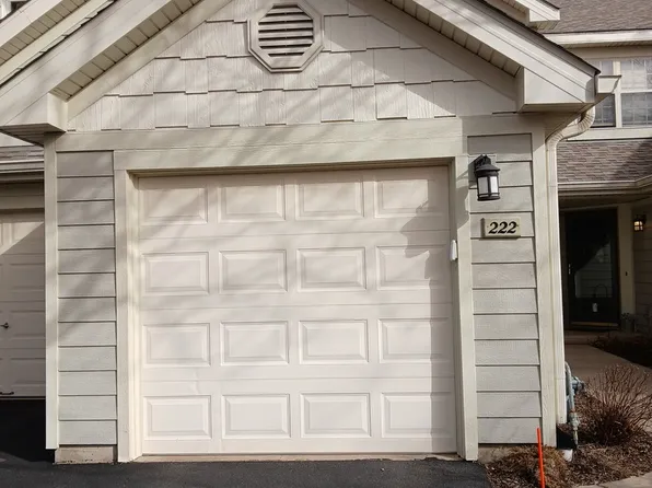 222 W Hamilton Dr, Palatine, IL 60067