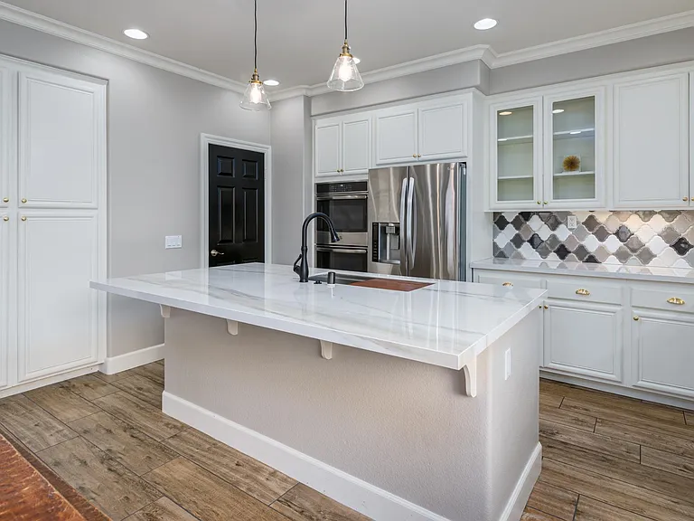1668 Paseo Maravilla — Photo 10
