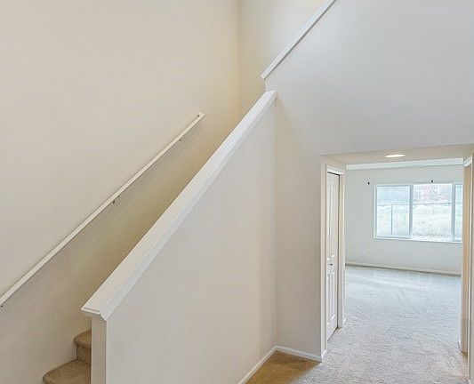 4th image of 4219 E Roosevelt Ave