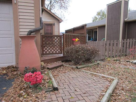 3rd image of 6653 Canaan Cir