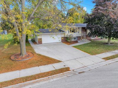 615 South 10th STREET, Oostburg, WI, 53070