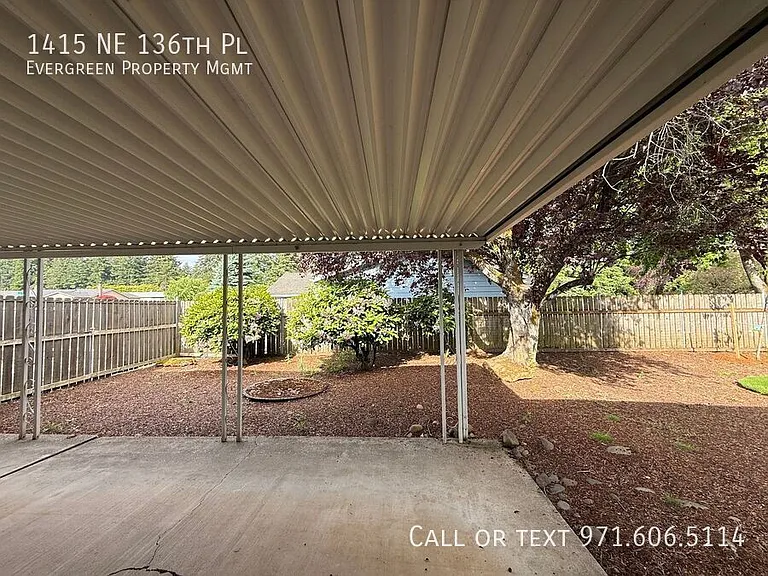 1415 NE 136th Pl — Photo 33